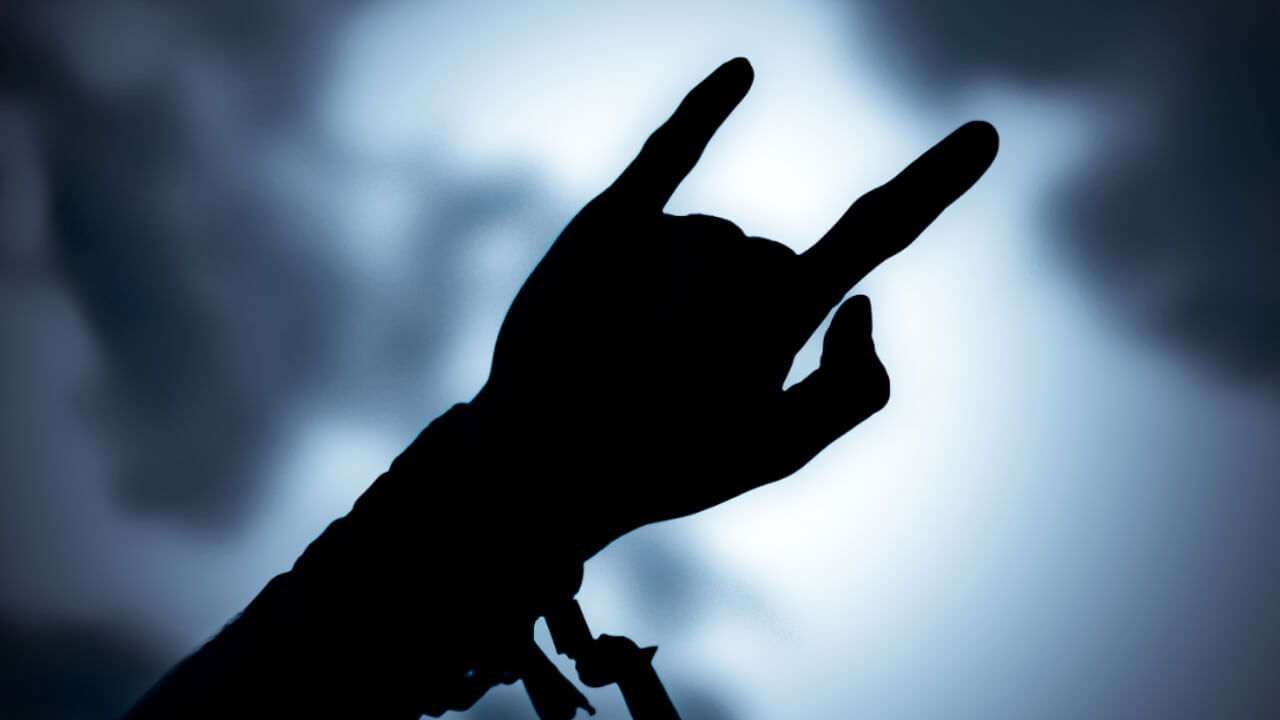 Metal Evolution Background