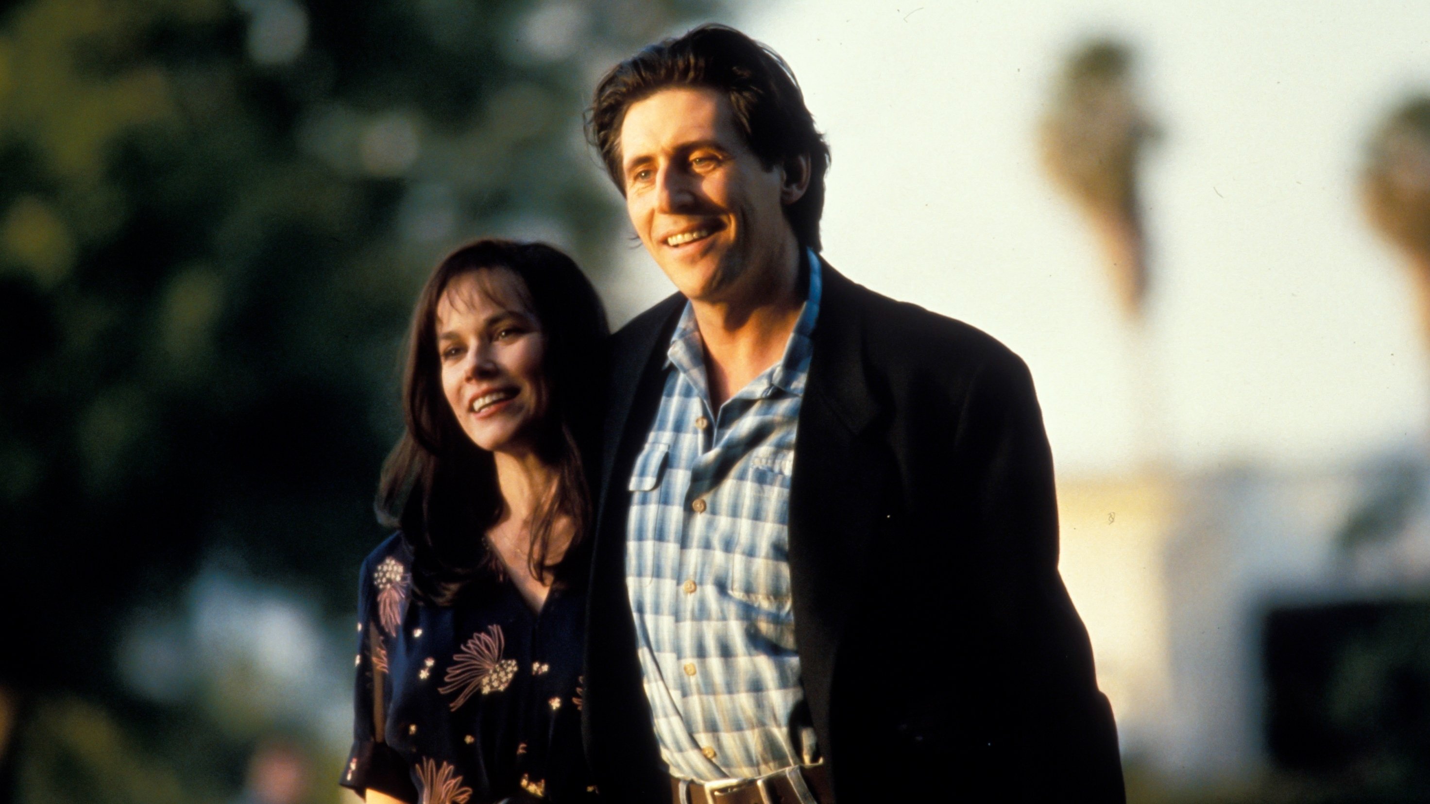 A Dangerous Woman Background