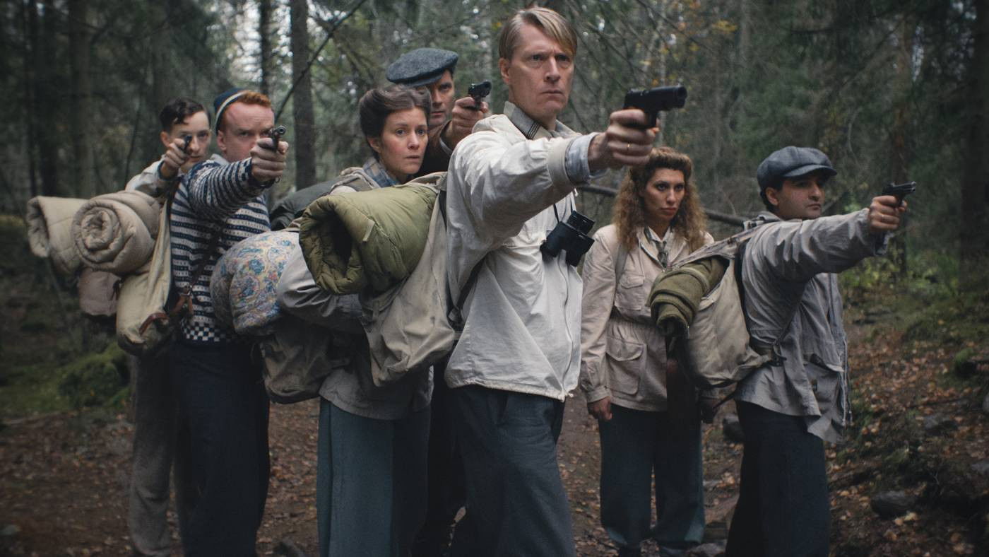 Gutta på skauen Background