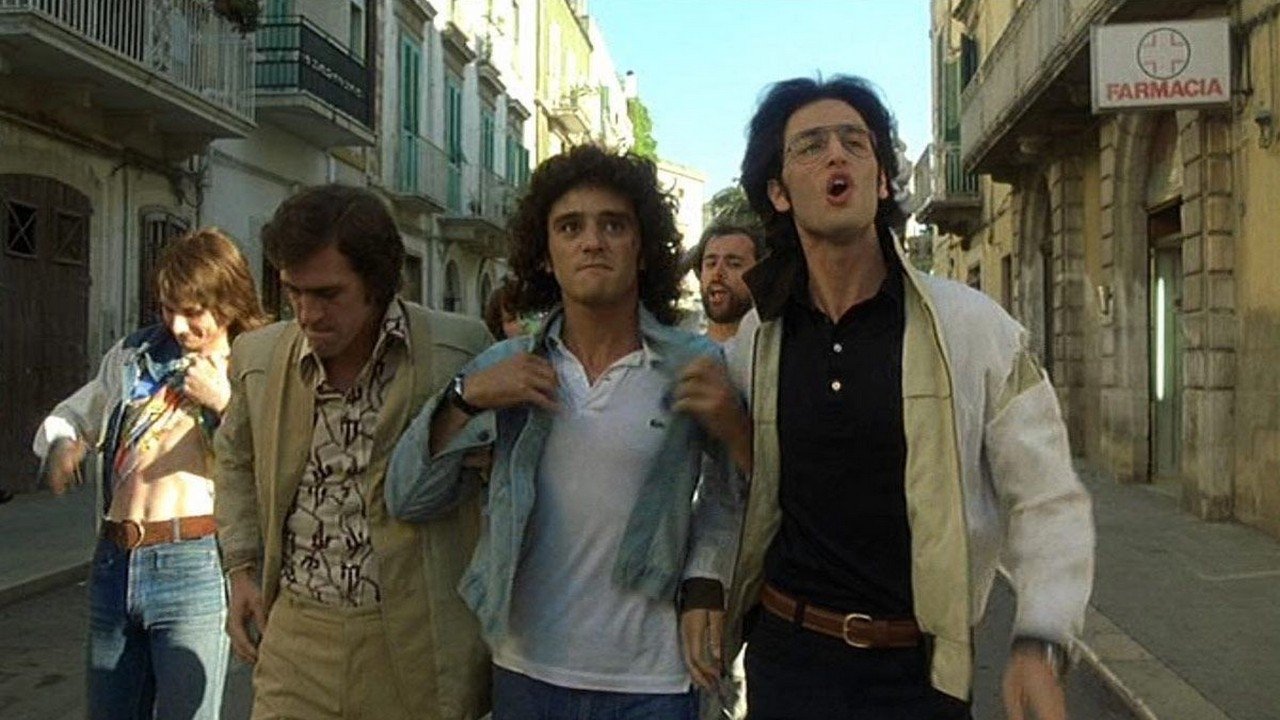 Tutto l'amore che c'è Background