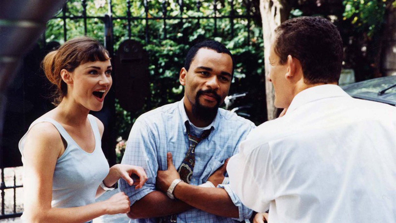 Le Déménagement Background