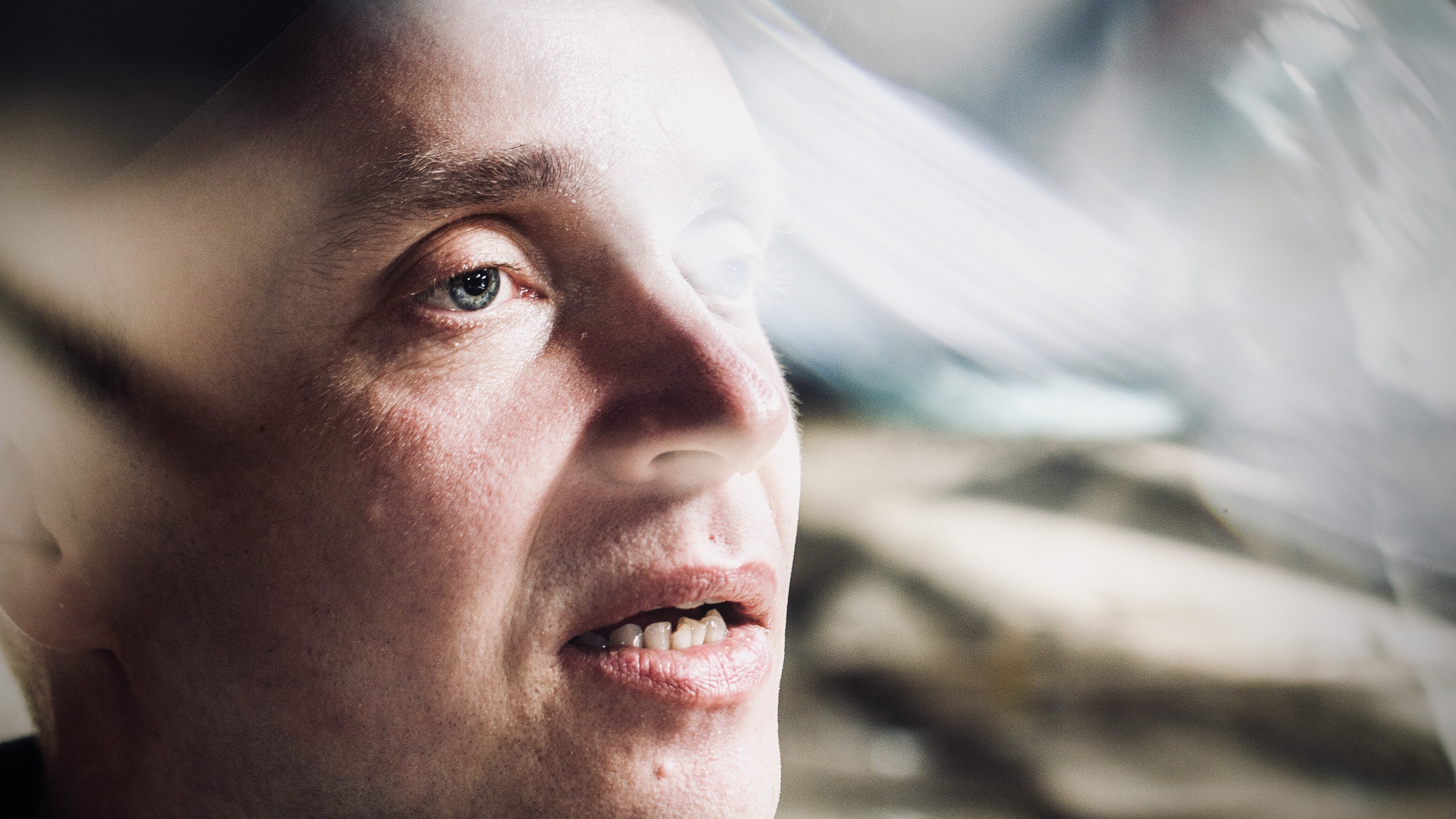 The Blind Man Who Did Not Want to See Titanic Background