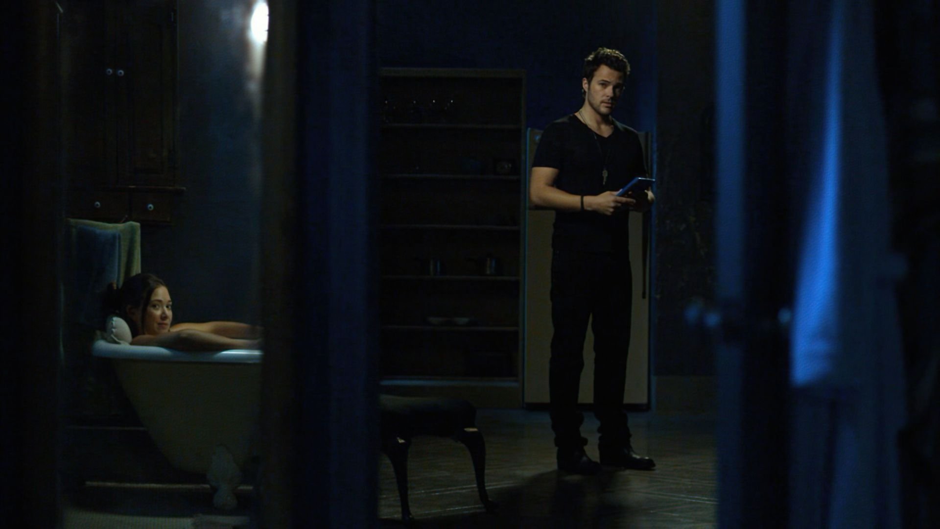 Circle of Eight Background