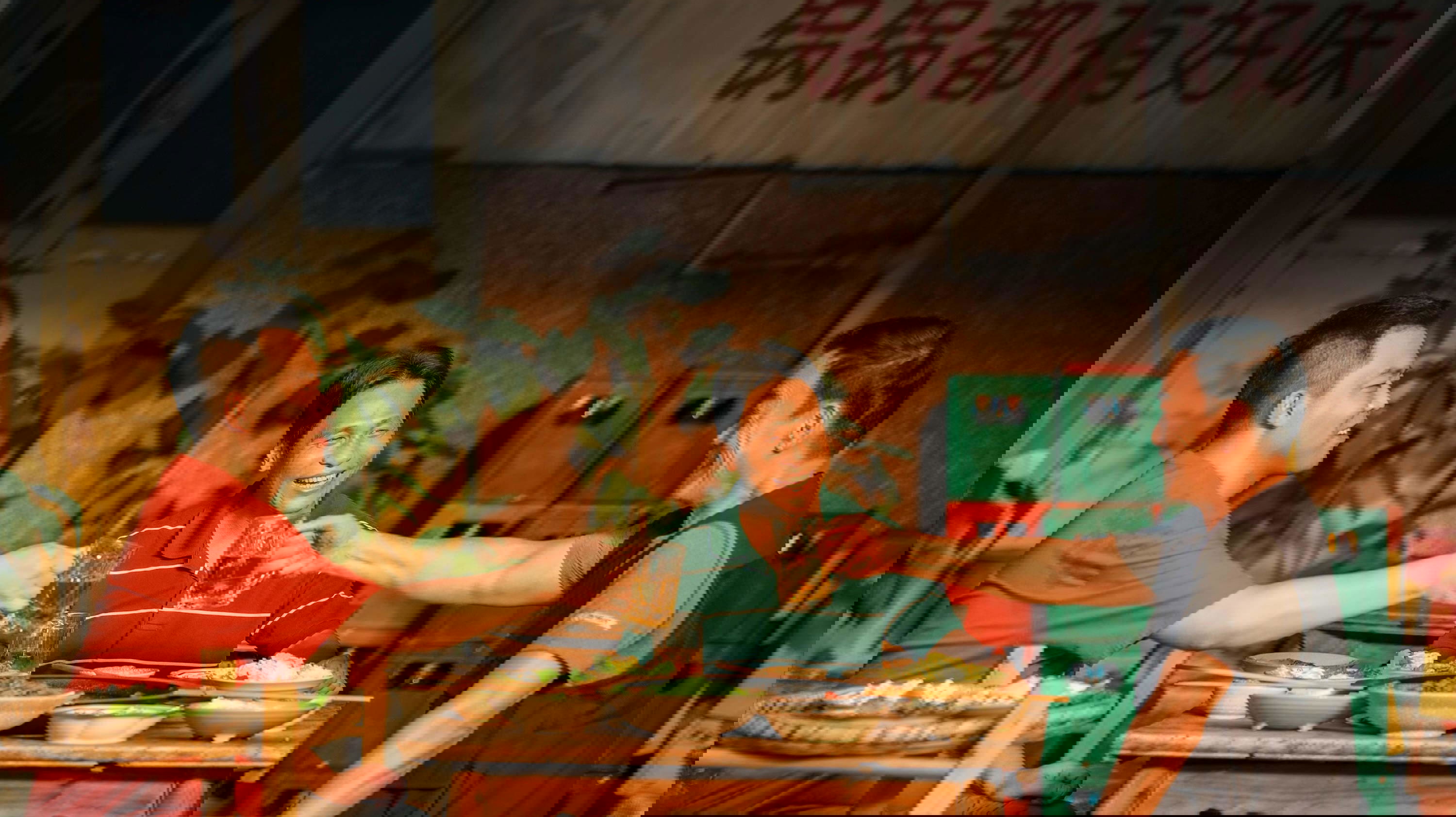 Hot Pot Artist Background