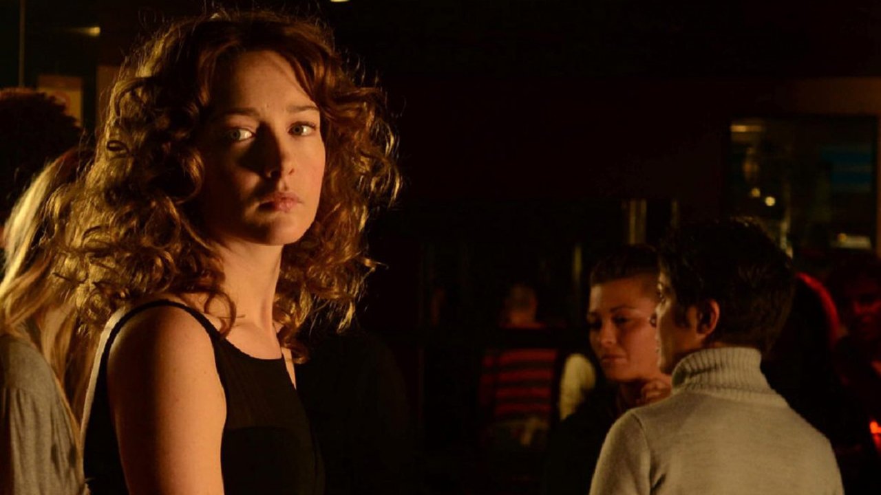 Un marito di troppo Background