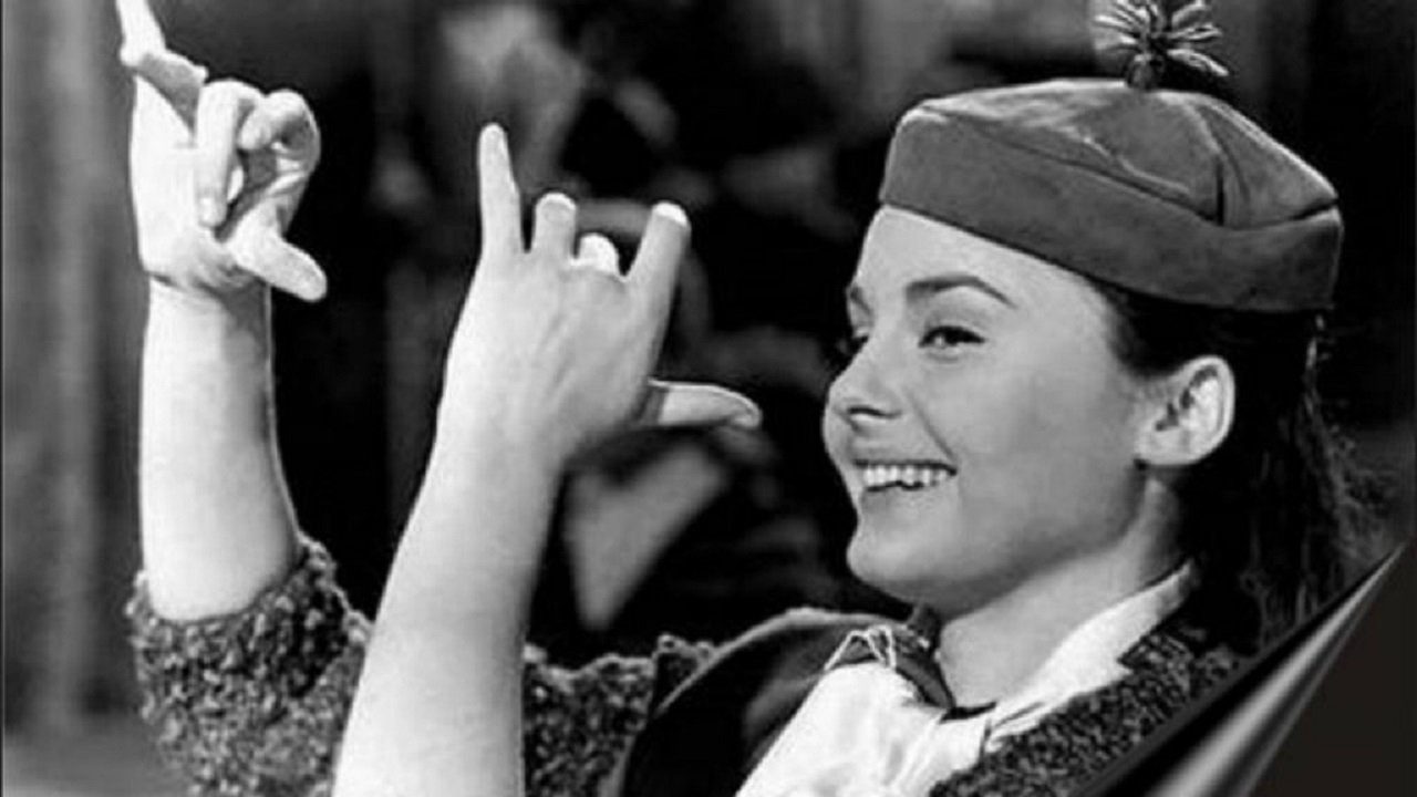 Canción de juventud Background