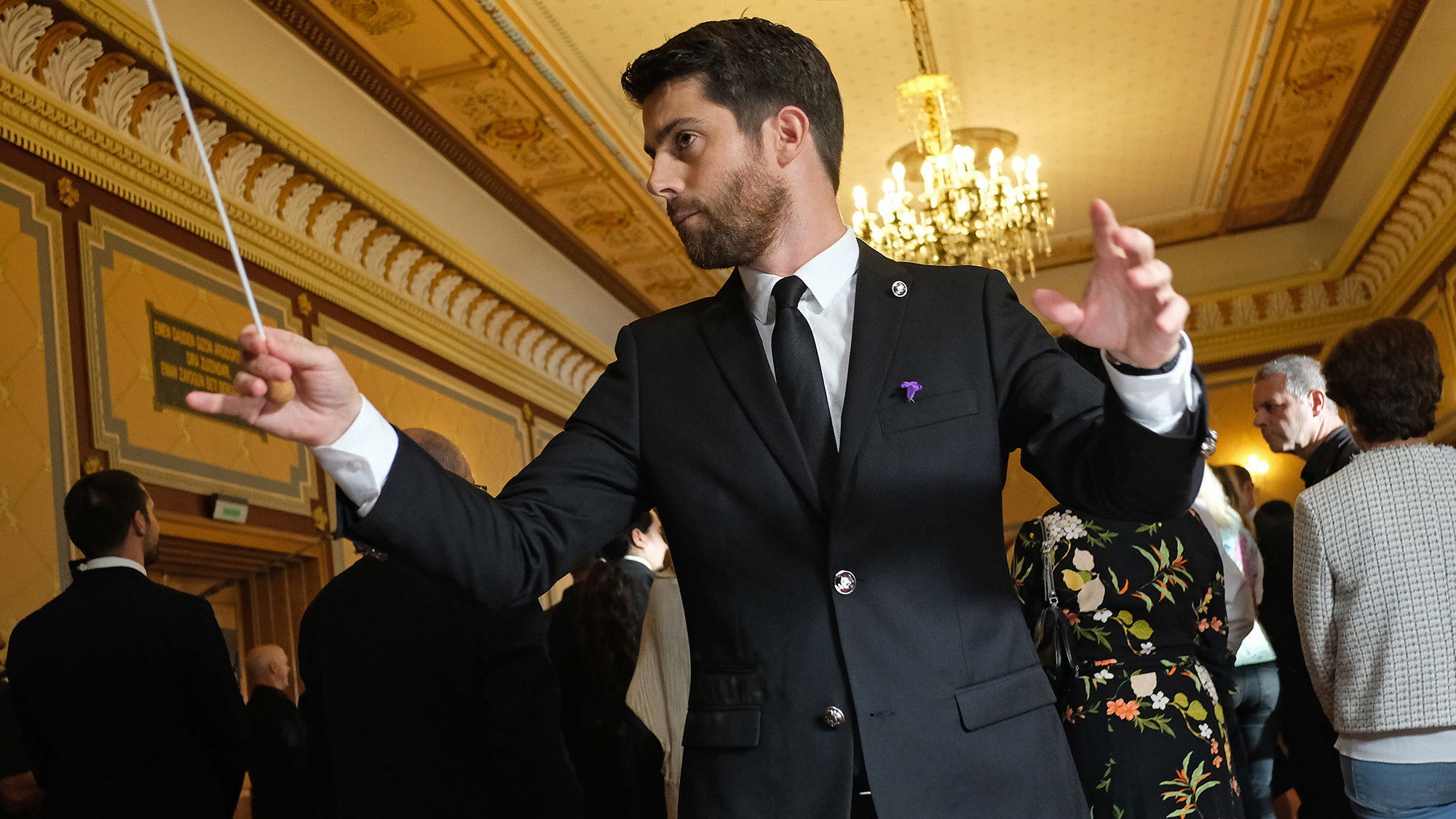 Bye Bye Mr. Etxebeste! Background