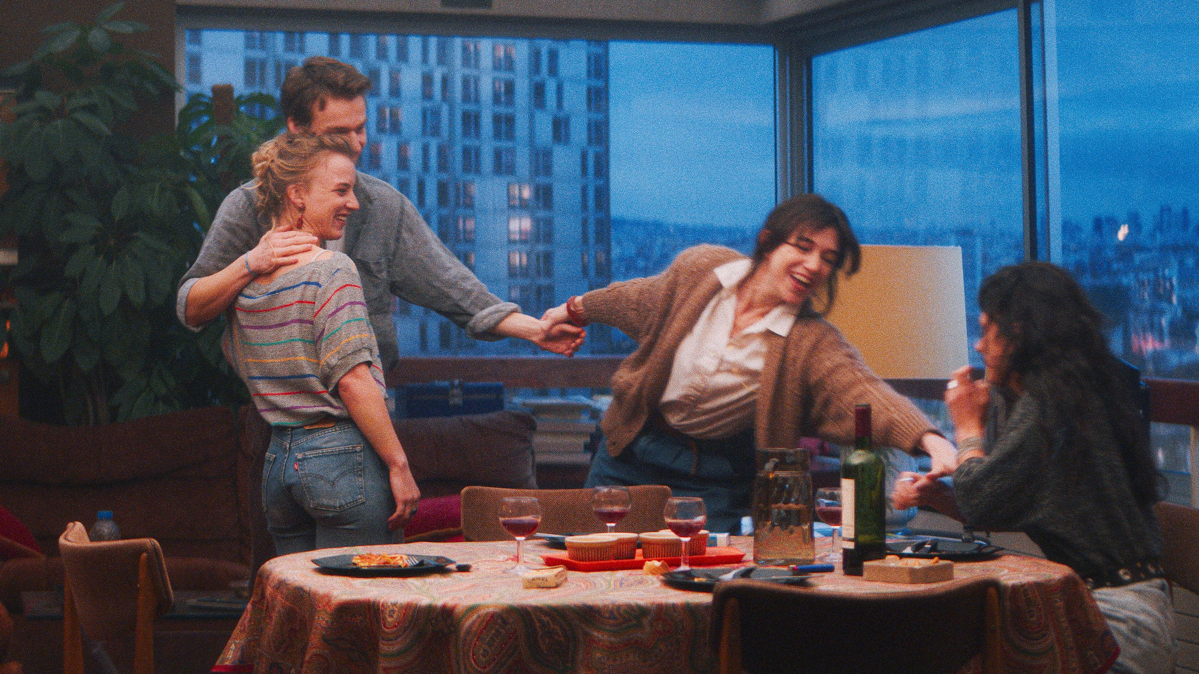 The Passengers of the Night Background