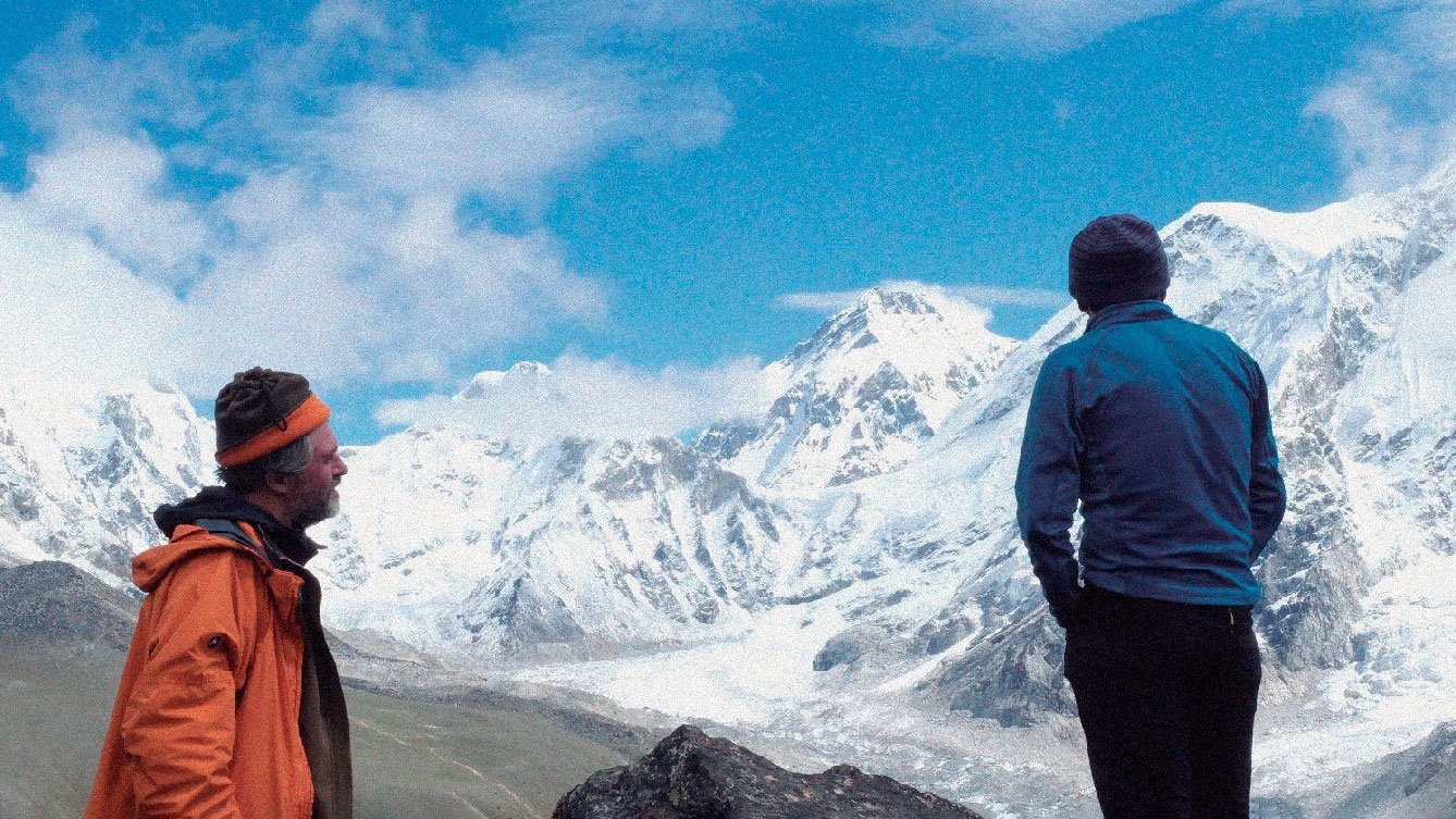 Al otro lado de la niebla Background