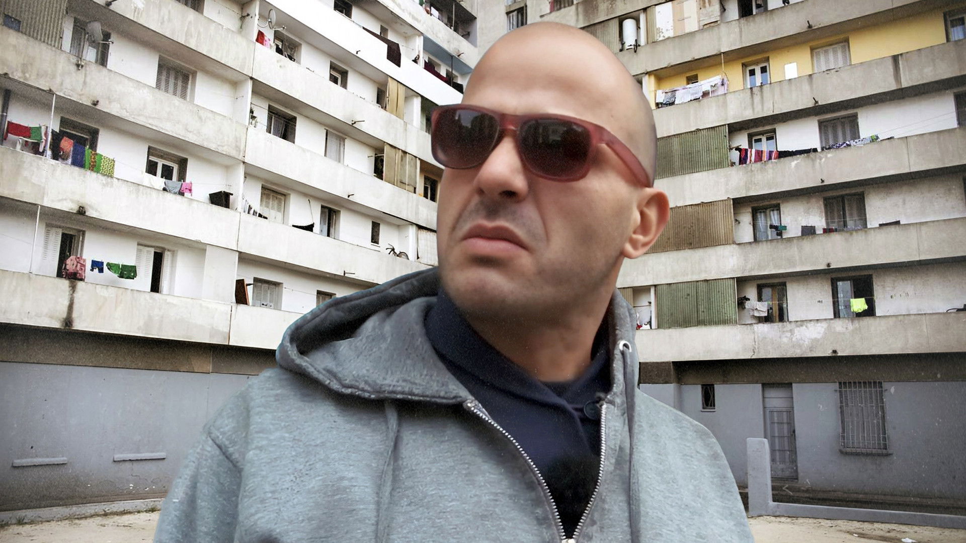 Tozemouk Tozenight Background