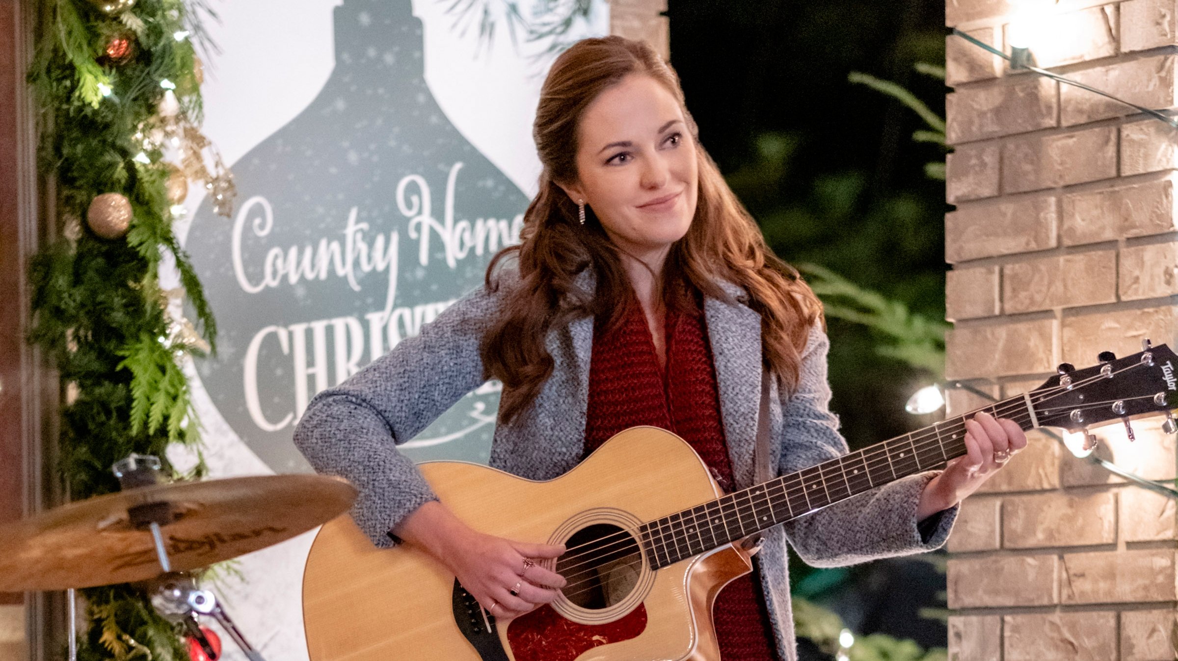 A Homecoming for the Holidays Background