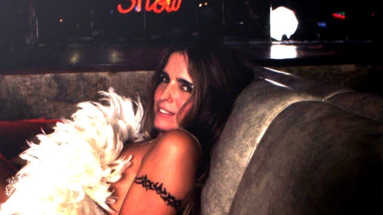 Bellini and the Sphinx Background