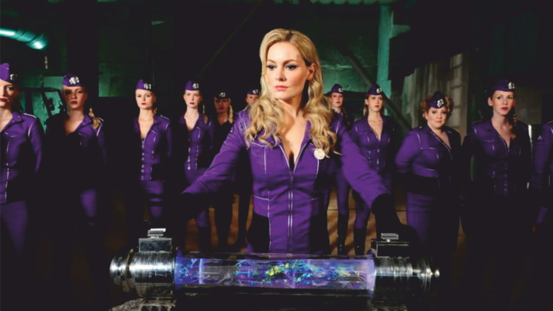 Undercover Love Background