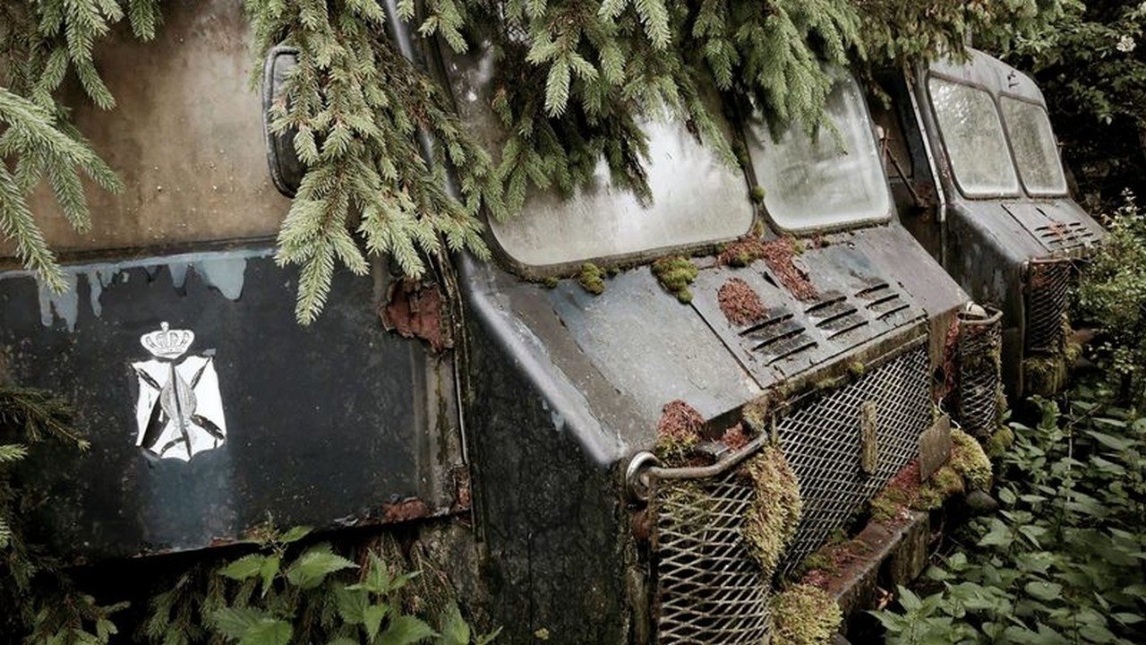 Paradis de rouille Background