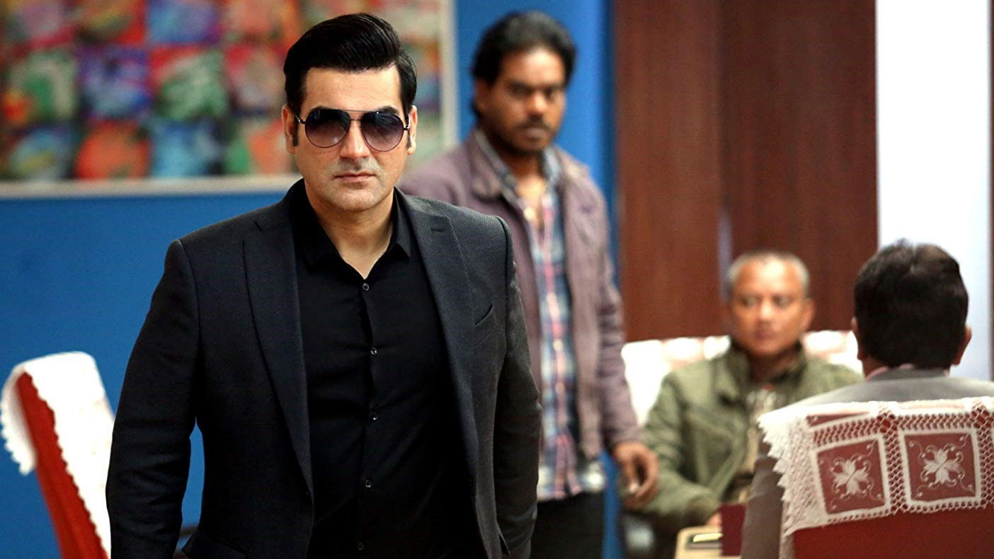 Yea Toh Two Much Ho Gayaa Background