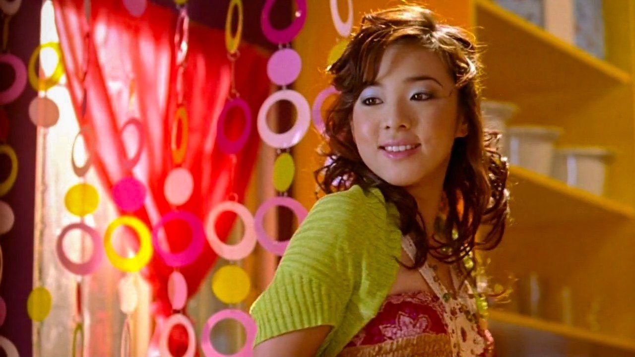 D' Lucky Ones! Background