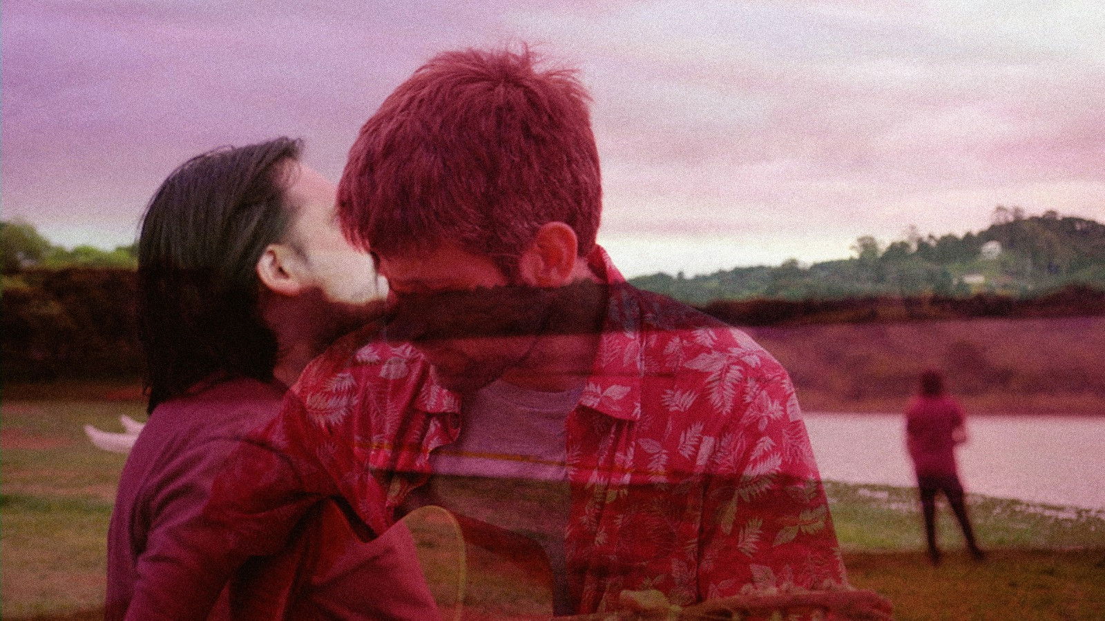 Fale Comigo Verão: O diário de um cineasta amador Background