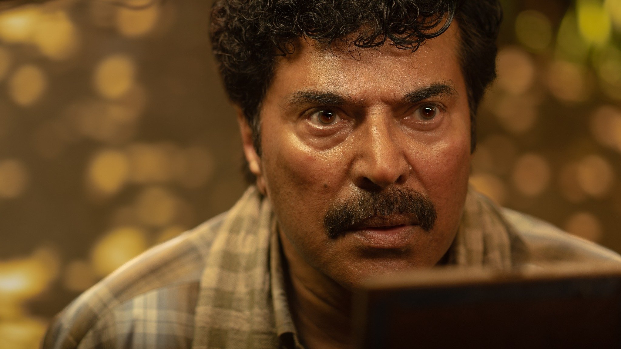 Nanpakal Nerathu Mayakkam Background