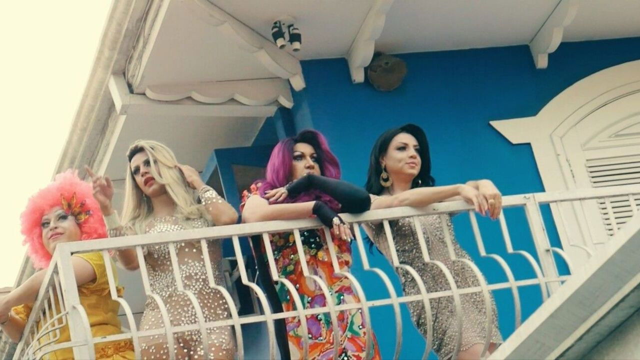 Valley of the Dolls Background