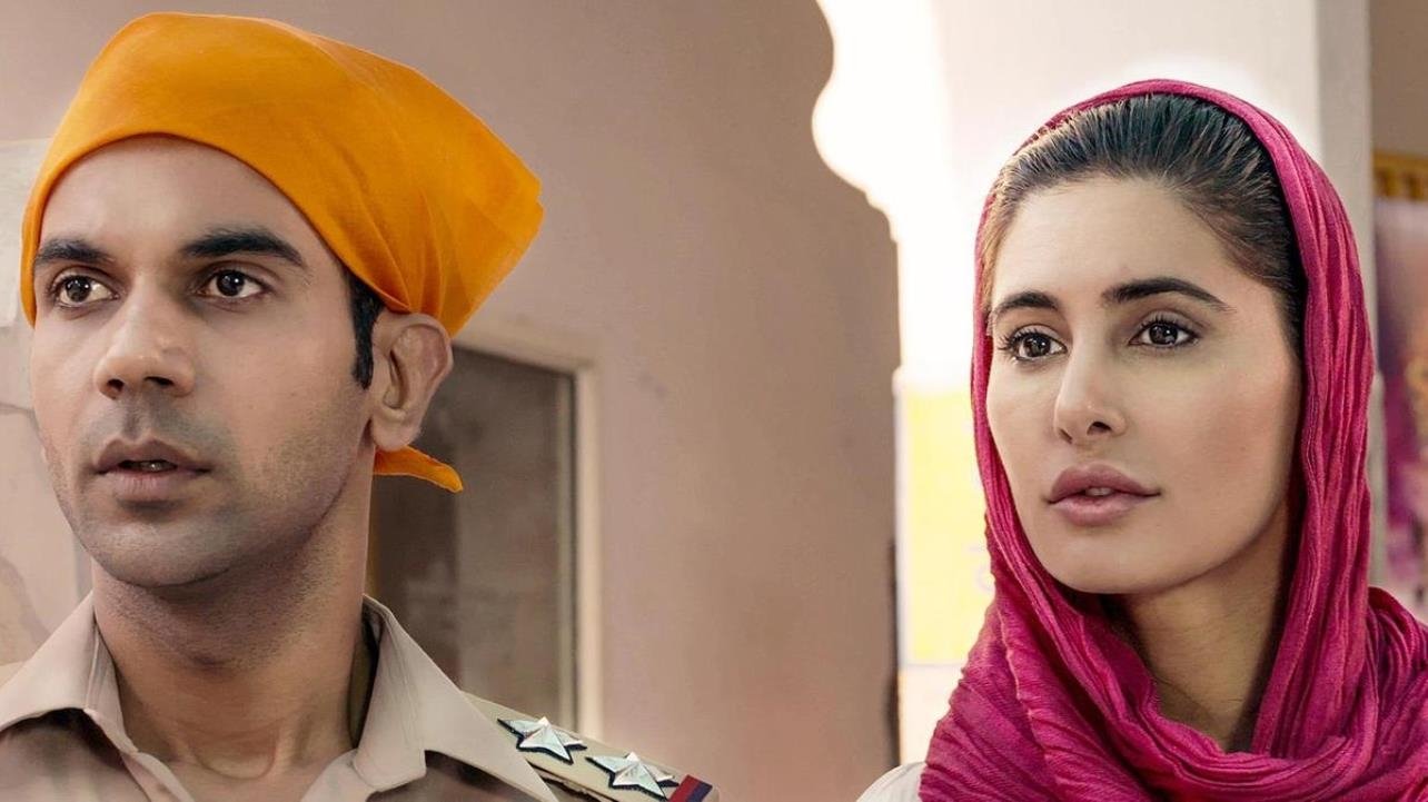 5 Weddings Background