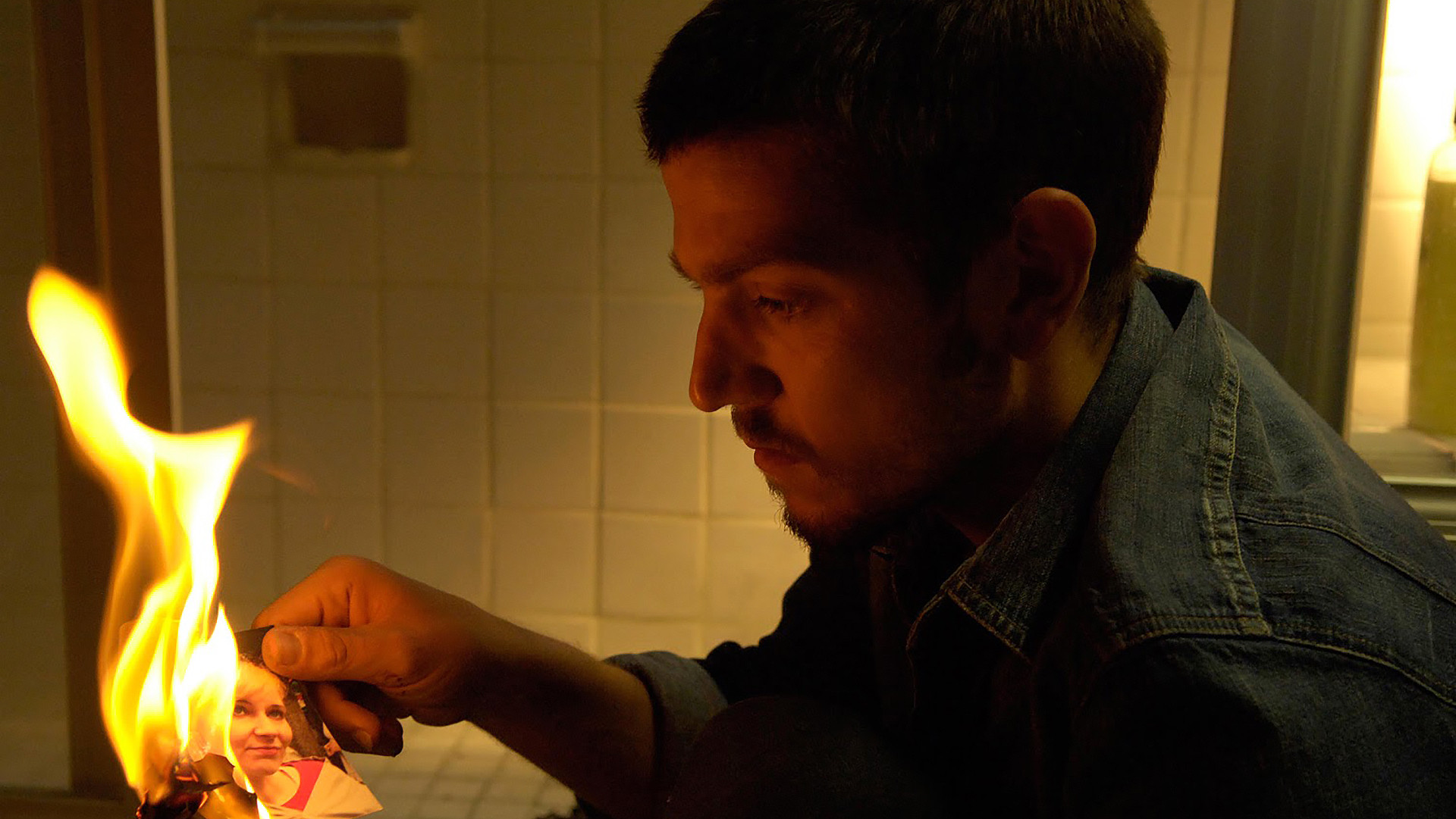 El búfalo de la noche Background