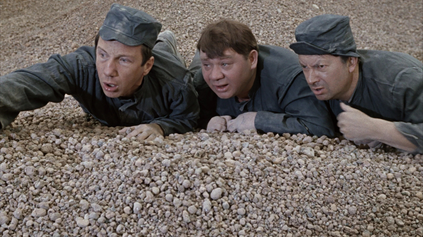 Gentlemen of Fortune Background