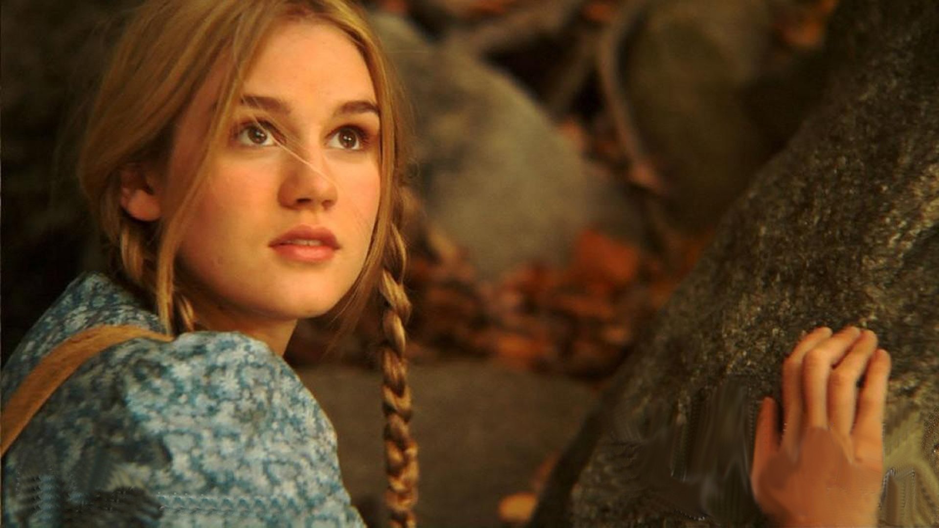 Mandie and the Secret Tunnel Background