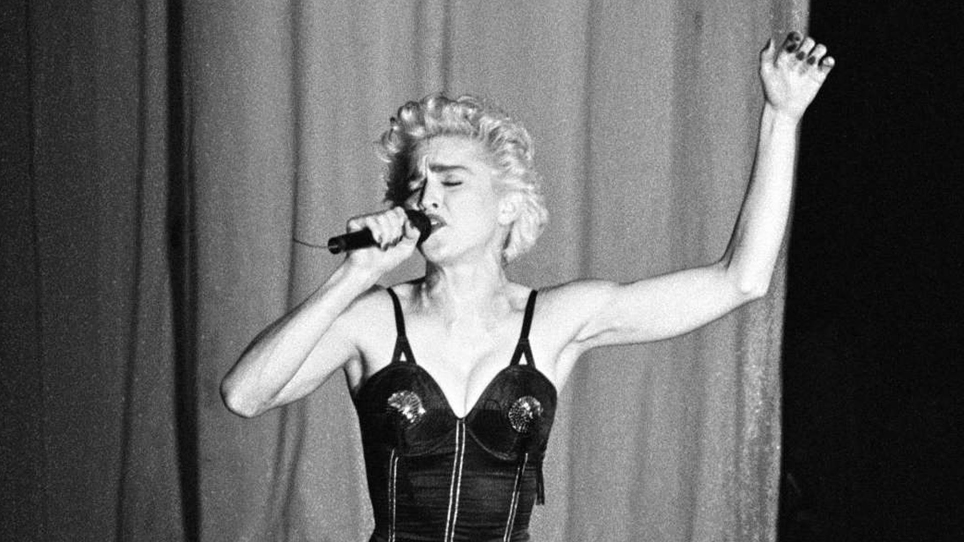 Madonna: Who's That Girl - Live in Japan Background