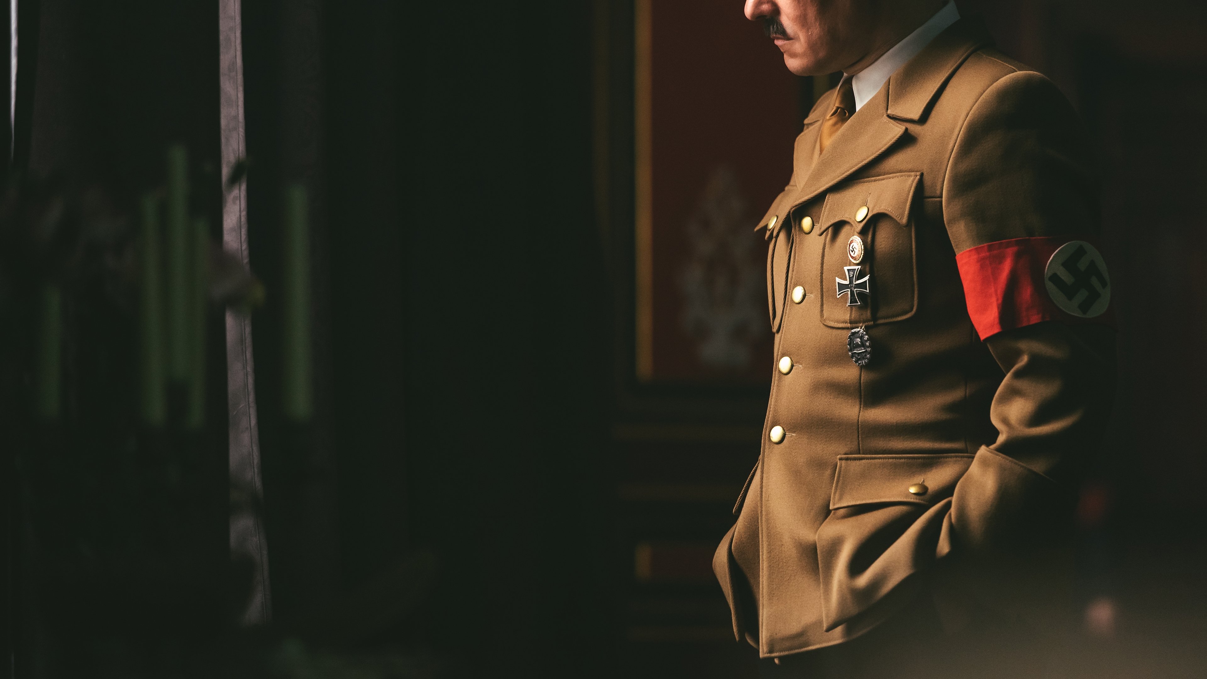 Rise of the Nazis Background