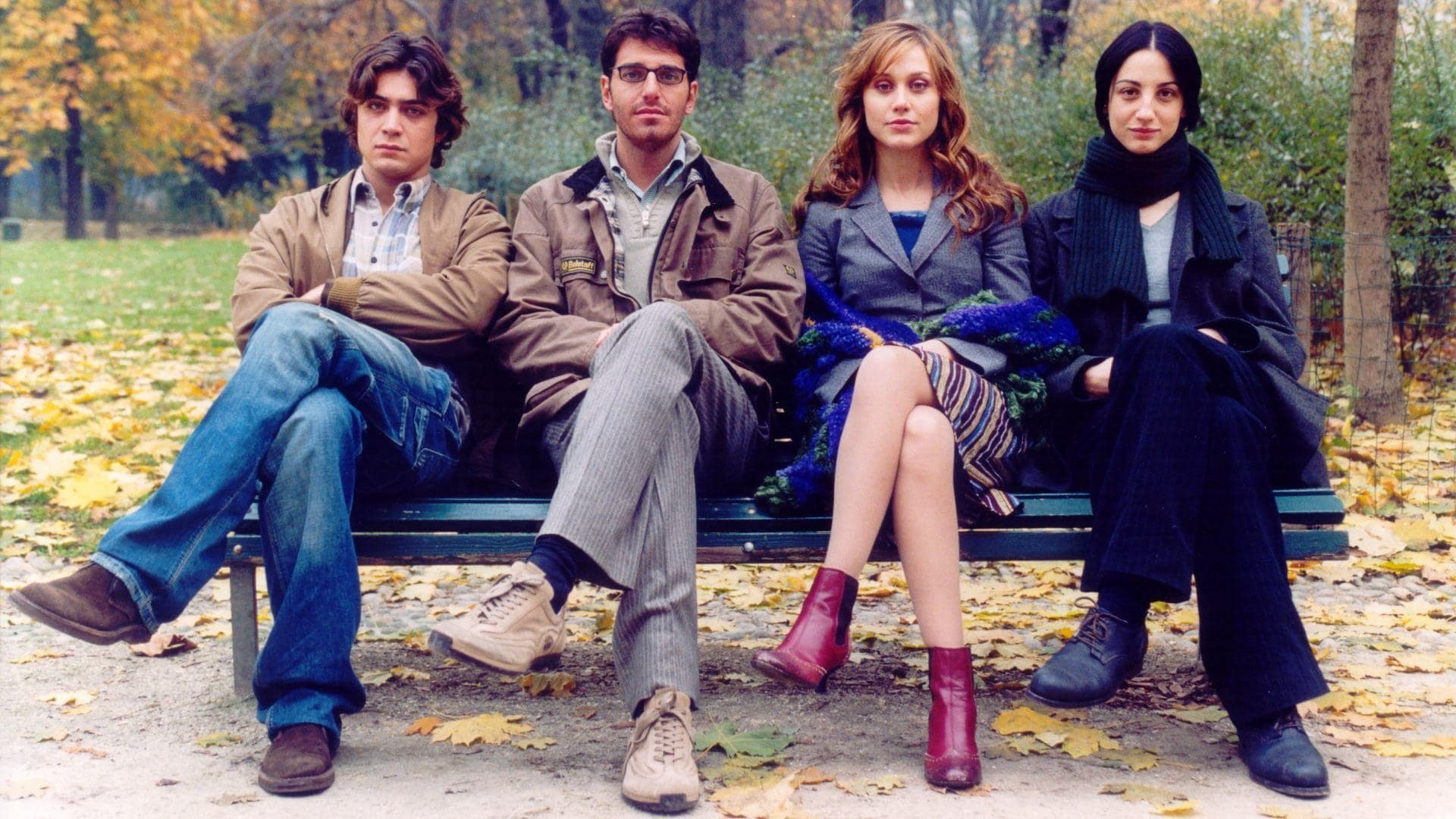 L'uomo perfetto Background