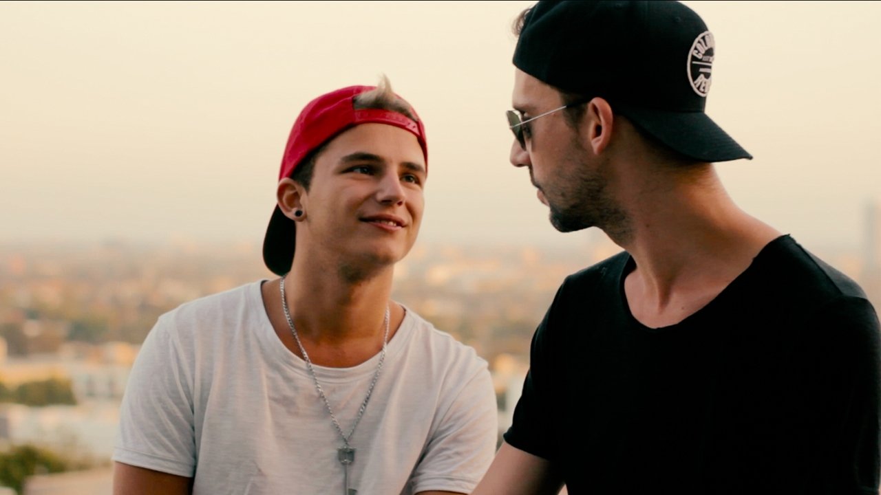 Tommy in La La Land Background