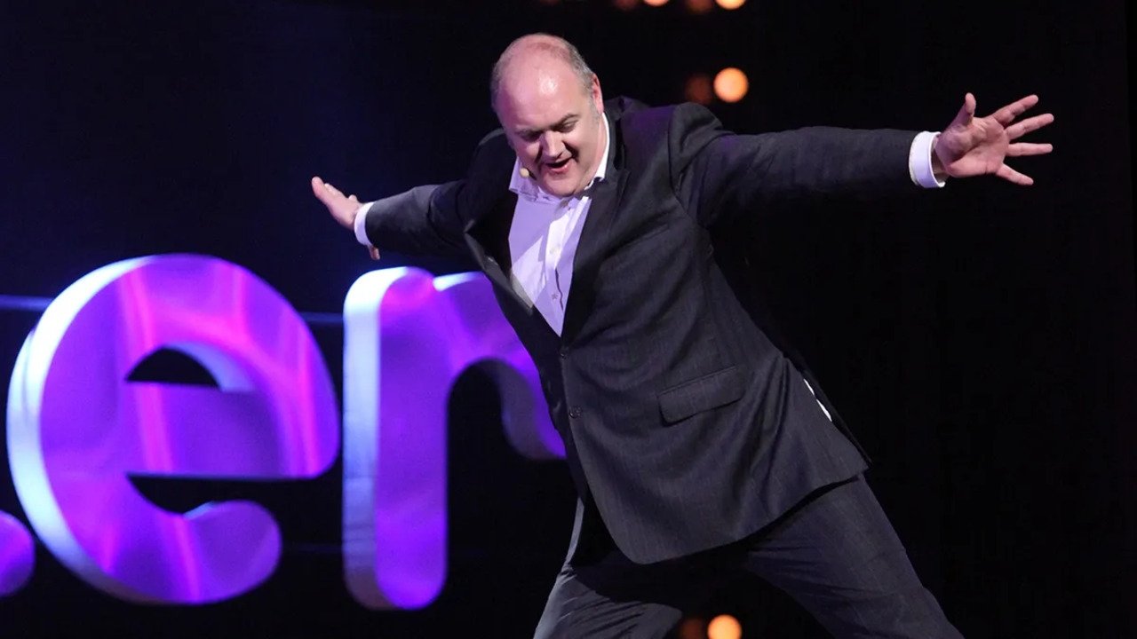 Dara Ó Briain: Craic Dealer - Live 2012 Background
