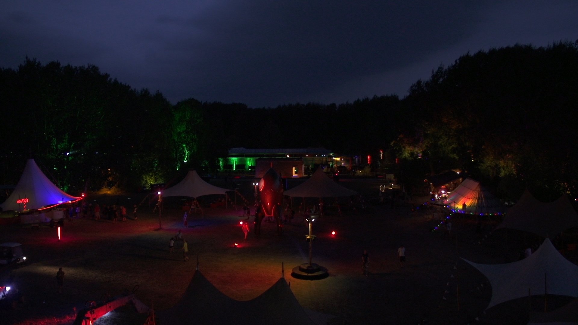 All Creatures Welcome Background