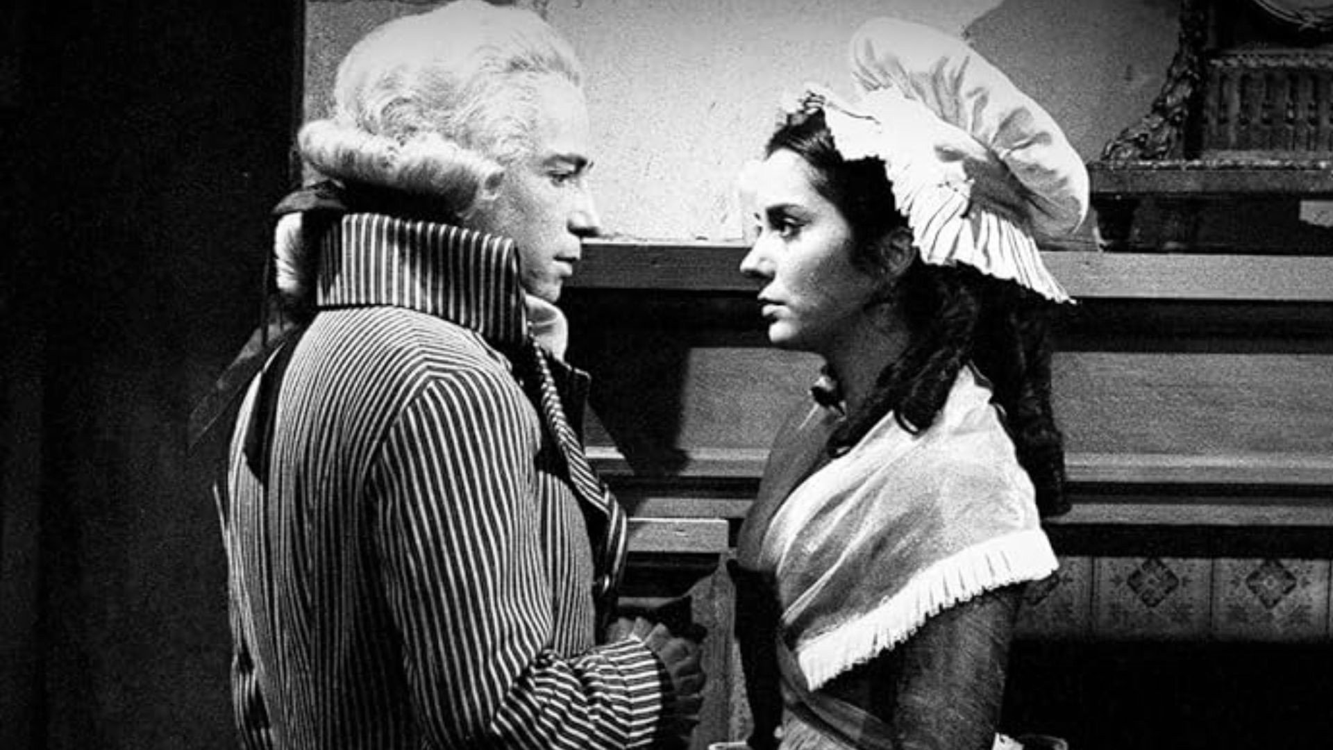 Terror and Virtue: Robespierre Background