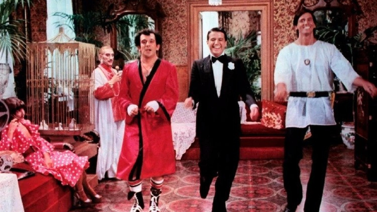 House of Pleasure for Women Background