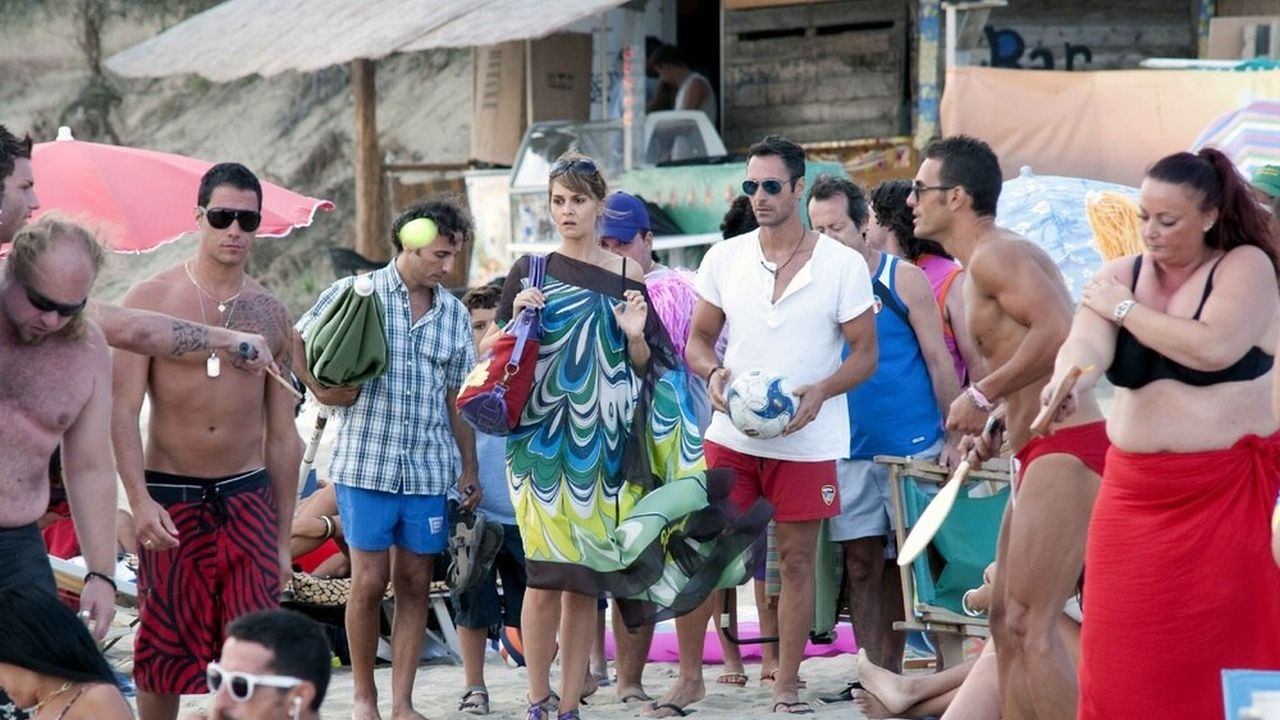 Escort in Love Background