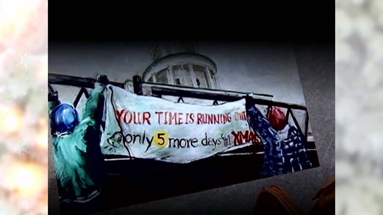 A Town Without Christmas Background