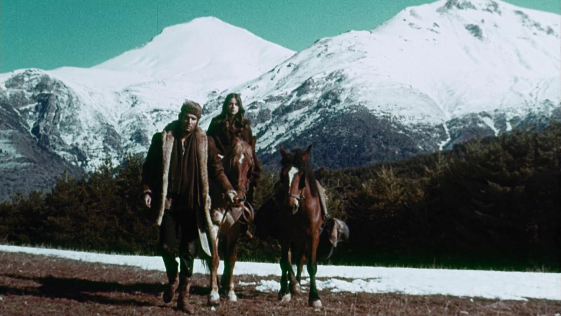 Condenados a vivir Background