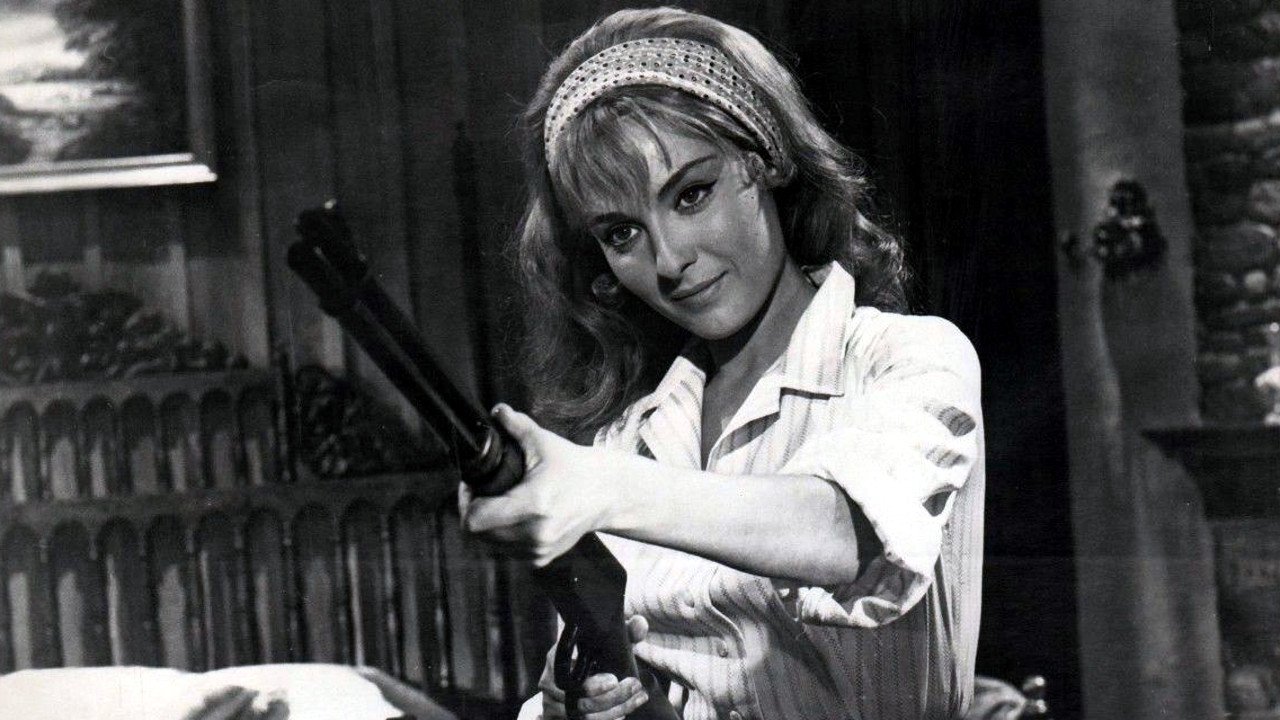 Gunmen Of The Rio Grande Background