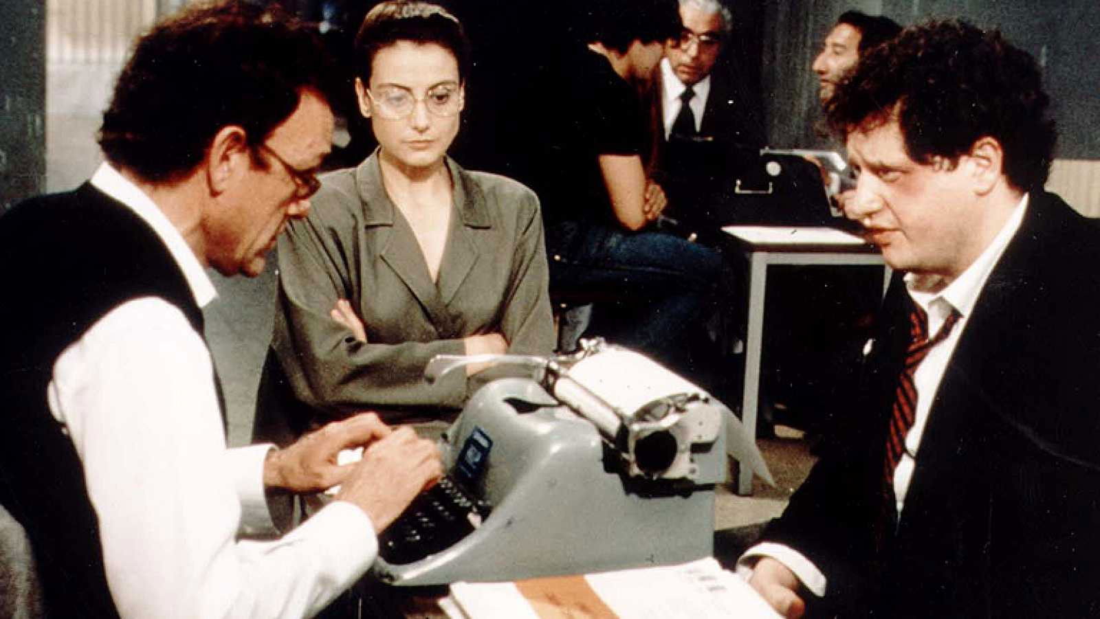 Turno de Oficio Background