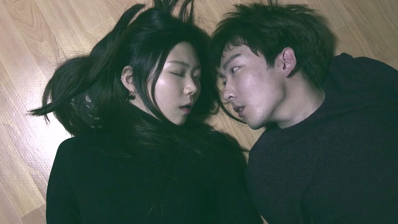 Live With an Actress Background