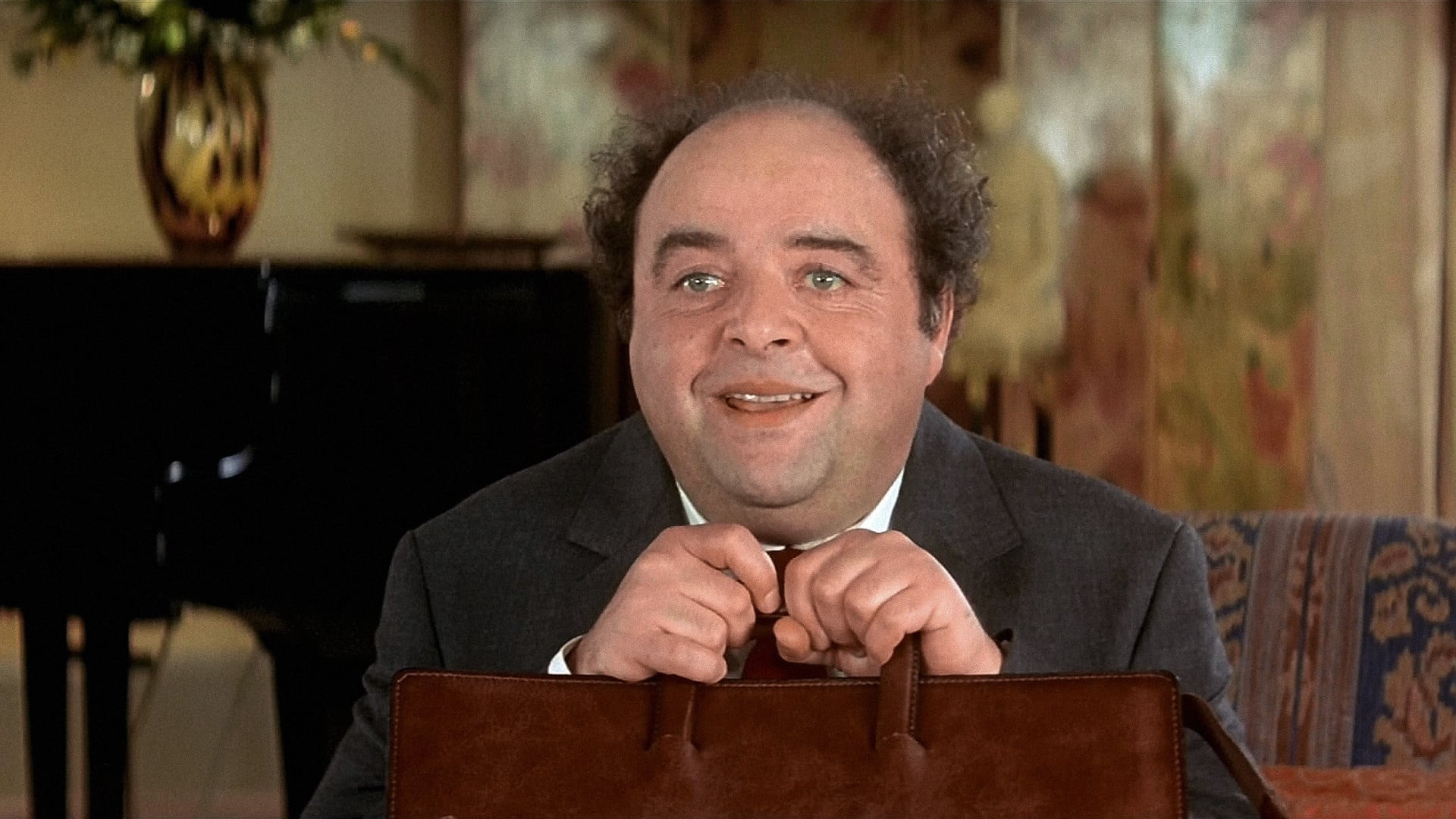 The Dinner Game Background