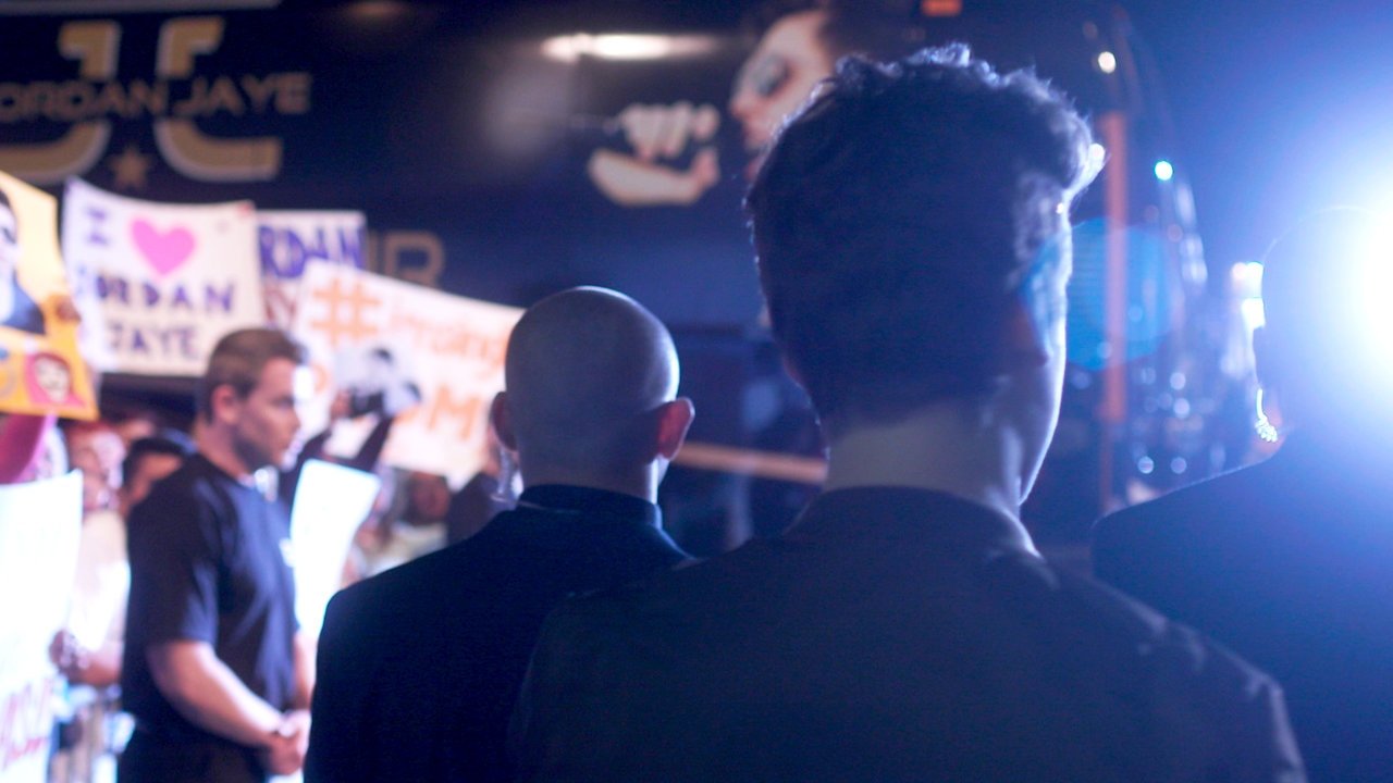 Be Somebody Background