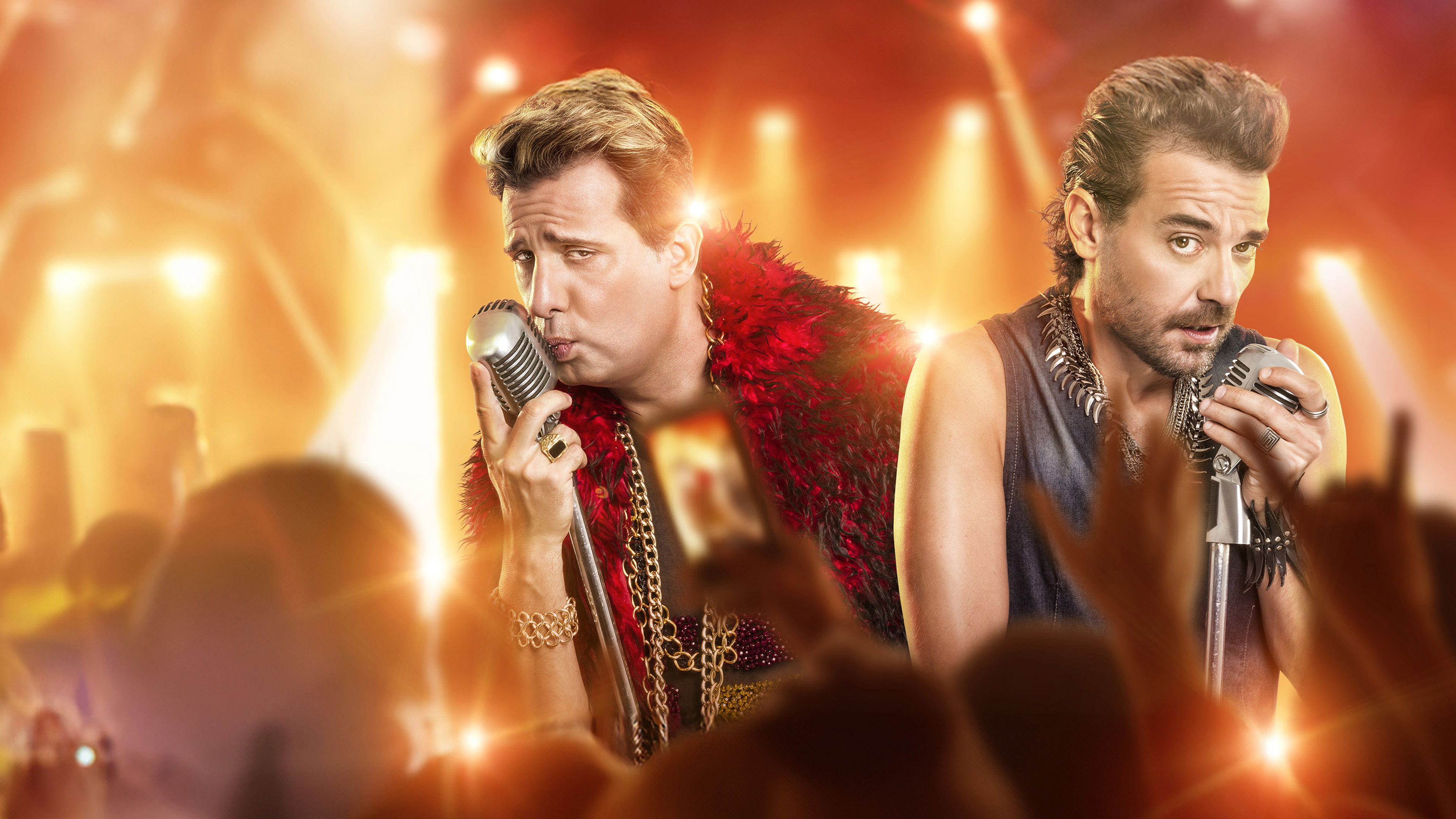 Cantantes en guerra Background