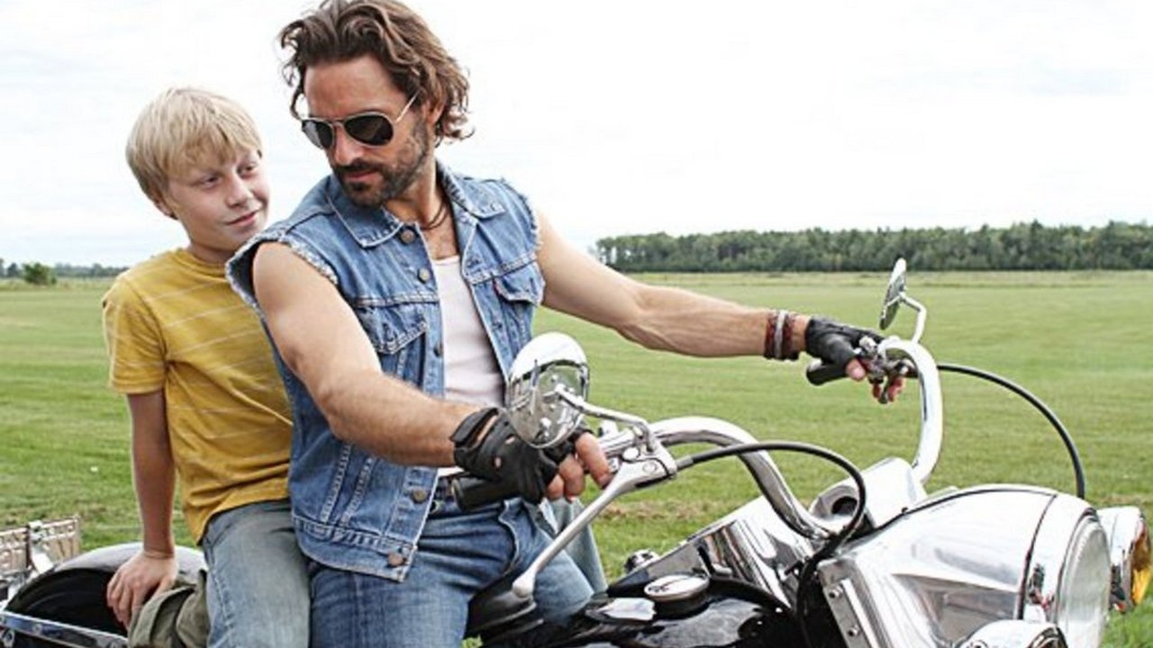 Thrill of the Hills Background