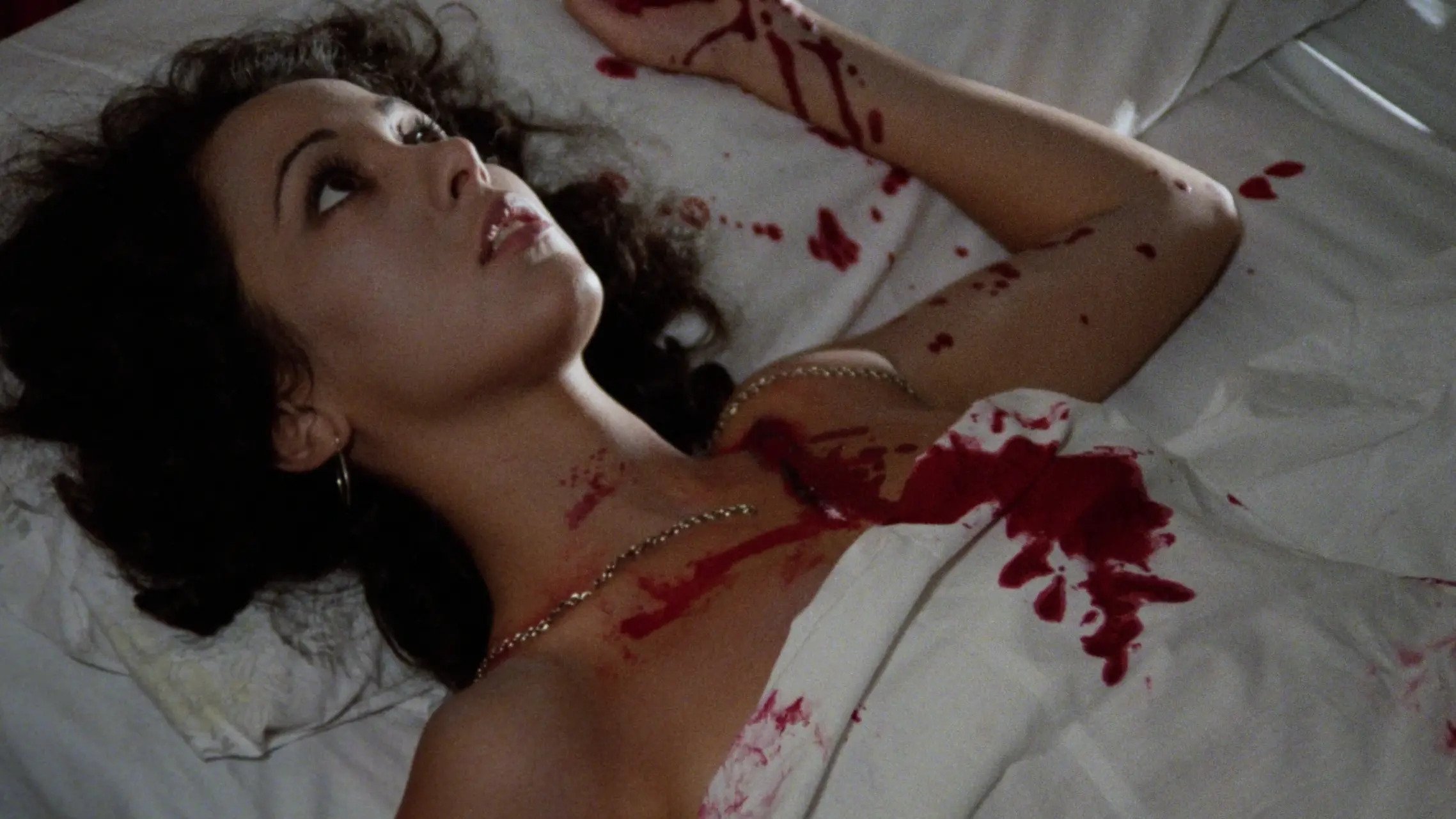 El pez de los ojos de oro Background