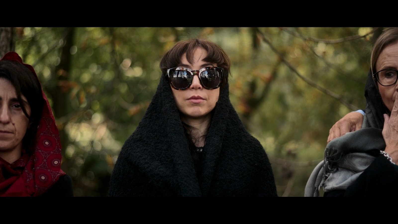 Please, Don’t Cry Background