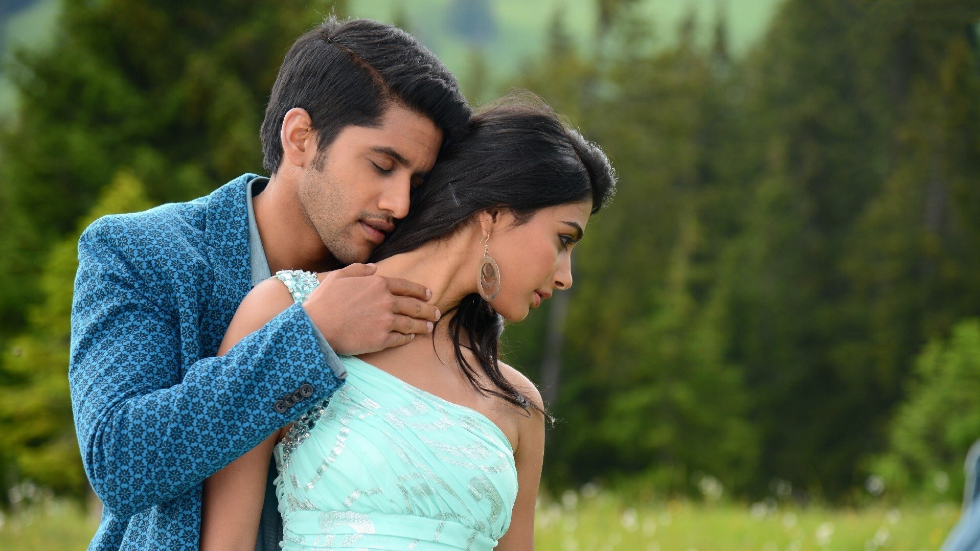 Oka Laila Kosam Background