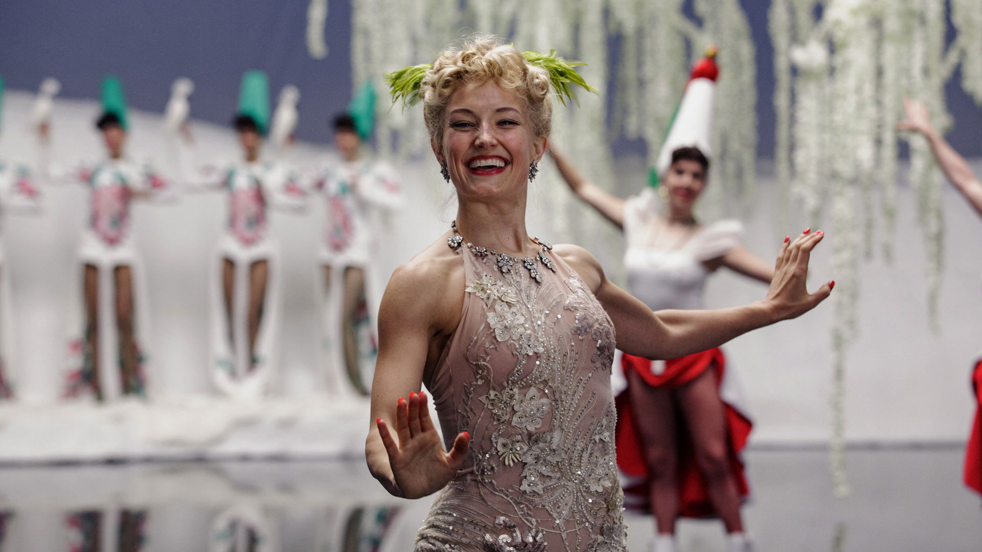 Sonja: The White Swan Background