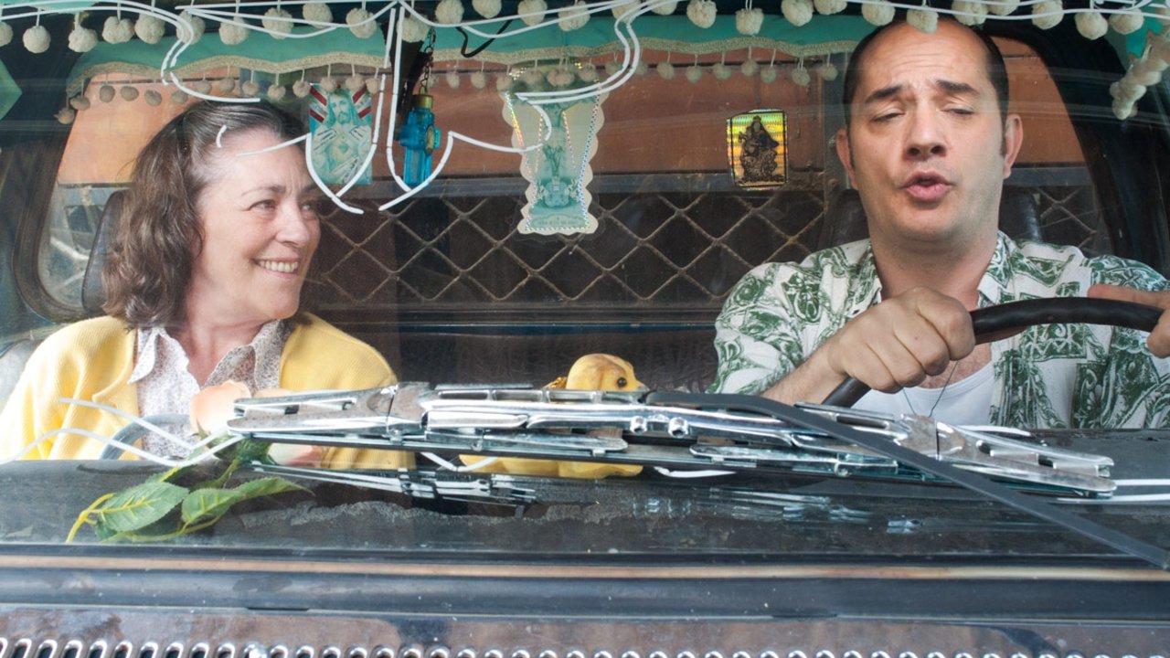 Sofía y el terco Background